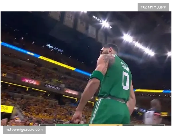 塔图姆复出首秀正负值+20全队最高 篮板组织盘活绿军进攻