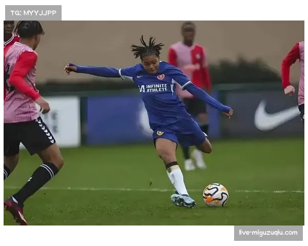 恩古莫哈36分钟破门，以17岁225天成利物浦队史最年轻英超主场进球者